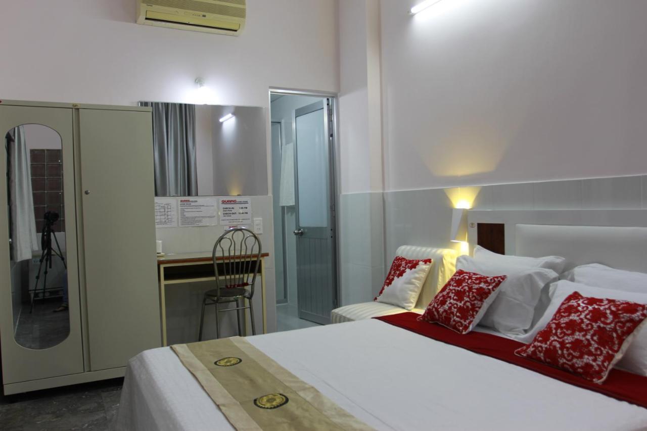 הו צ'י מין סיטי Quang Saigon Hotel- 40-7 Bui Vien-Walking Street מראה חיצוני תמונה